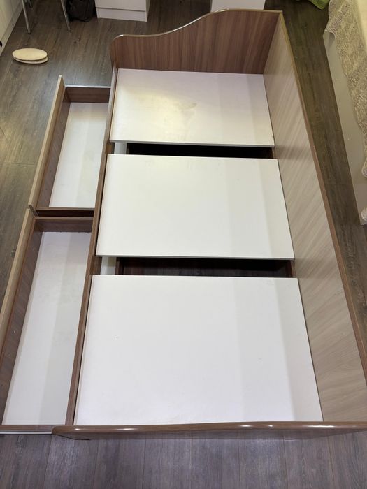 Кровать односпальная