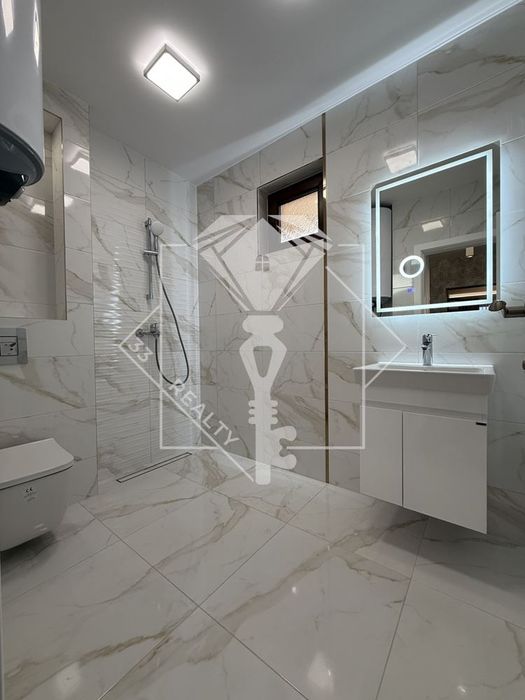 Продава се Тристаен апартамент в Пловдив, Остромила - 118 кв.м за 973 €/кв.м - Снимка #9