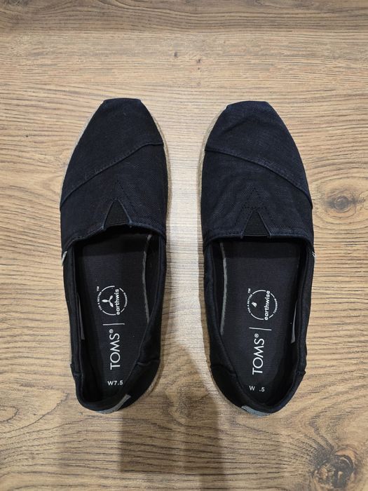 Converse All Star / Toms Дамски кецове 39 номер