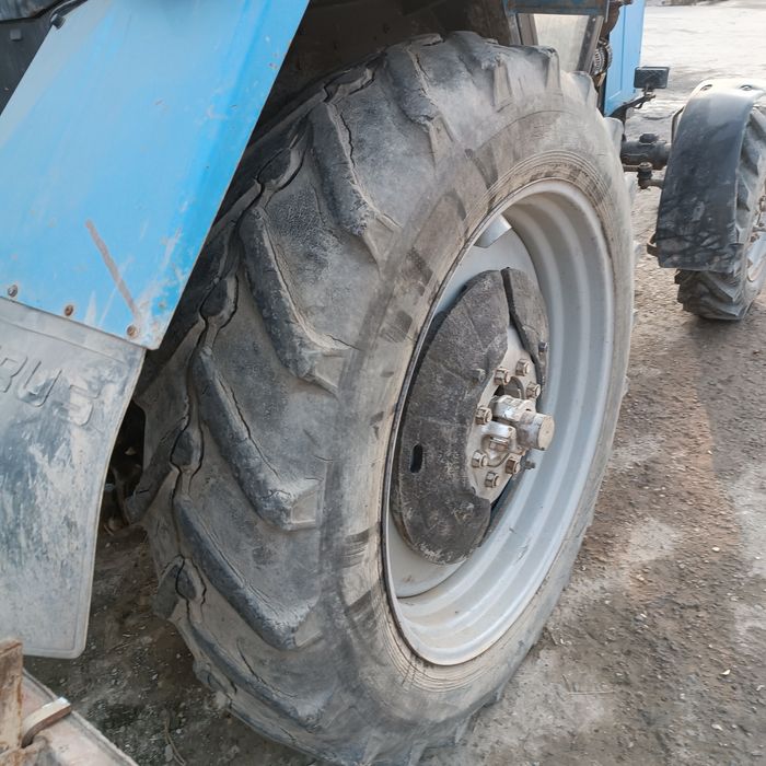 Balonlar sotiladi kamplekt i bilan