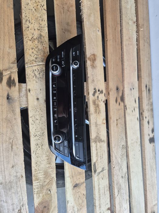 Panou climatronic Bmw G30/G31