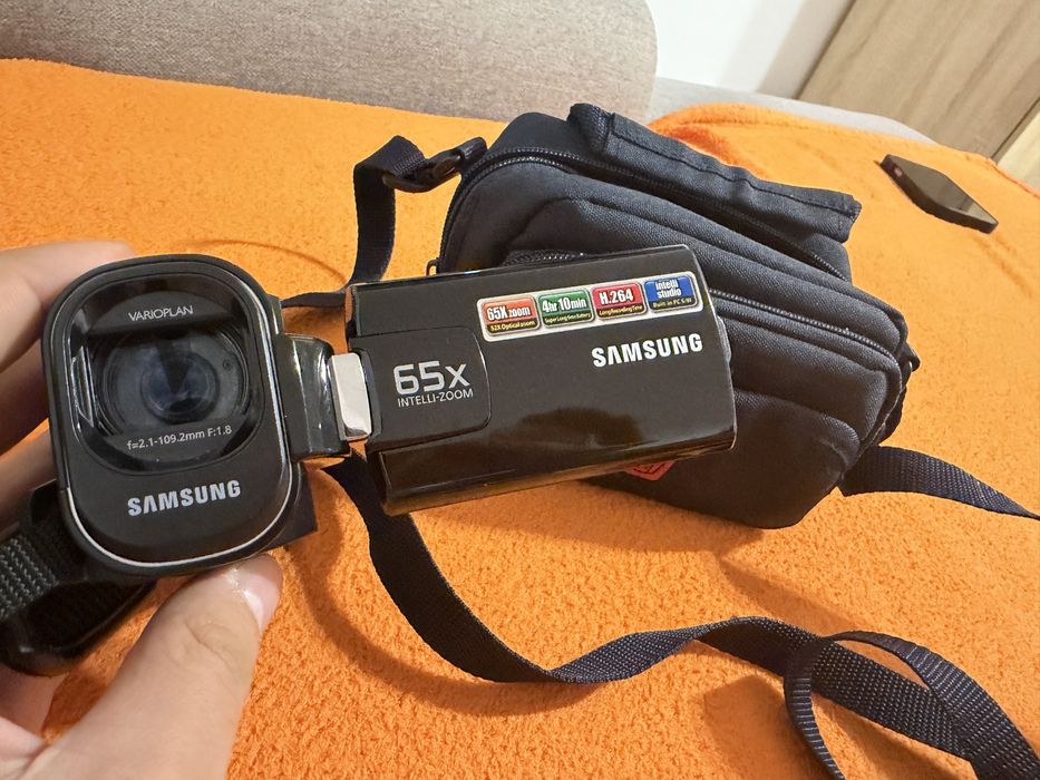 Vand aparat foto Samsung F40 65x