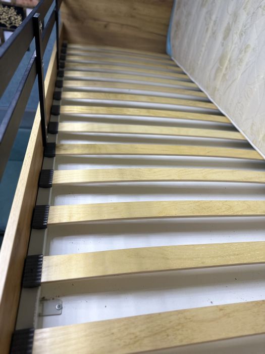 Кровать чердак российского производства.