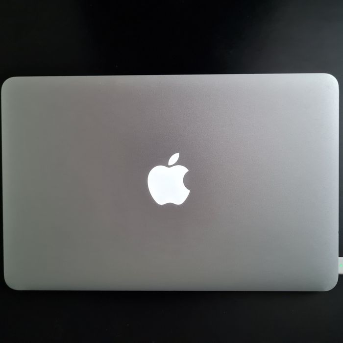 Apple MacBook Air 11