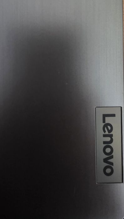 Лаптоп  LENOVO  продавам