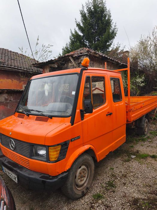 Услуги с Мини Багер 2t и Камион – София,Перник и региона