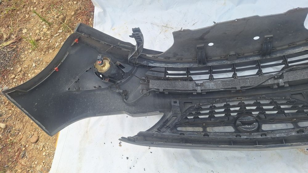 Bara fata opel meriva 2013 faruri triple grile proiectoare