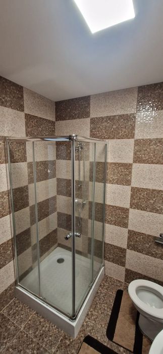 Închiriez  apartament cu o cameră pe strada Gloriei 16 (Concept 9)