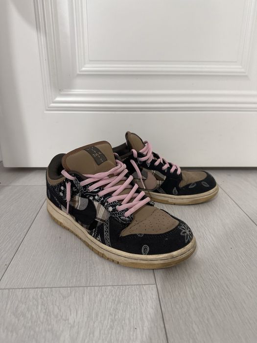 Nike dunk Travis Scott