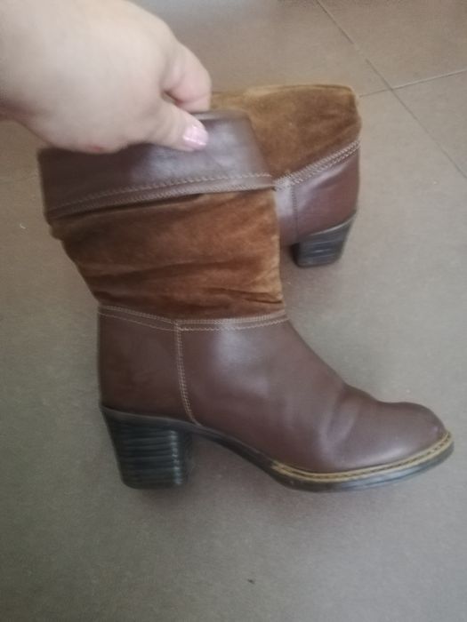 Vând pantofi și ghete din piele