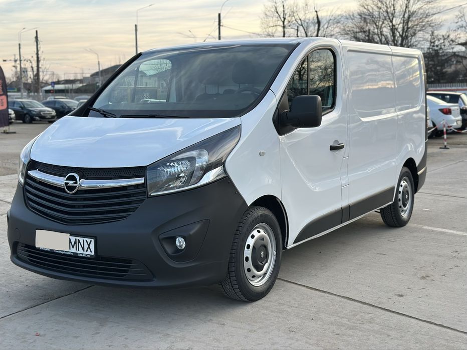 Opel vivaro 2017/tva deductibil/km:reali /unic proprietar