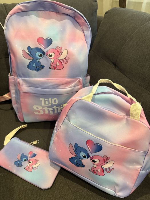 Раници с аксесоари Стич