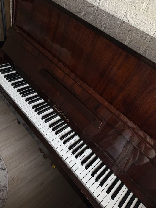 продам фортепиано срочно