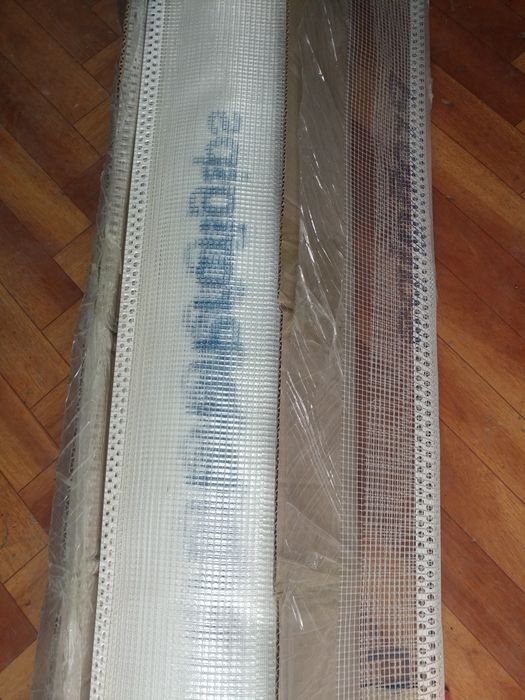 Угол штукатурный