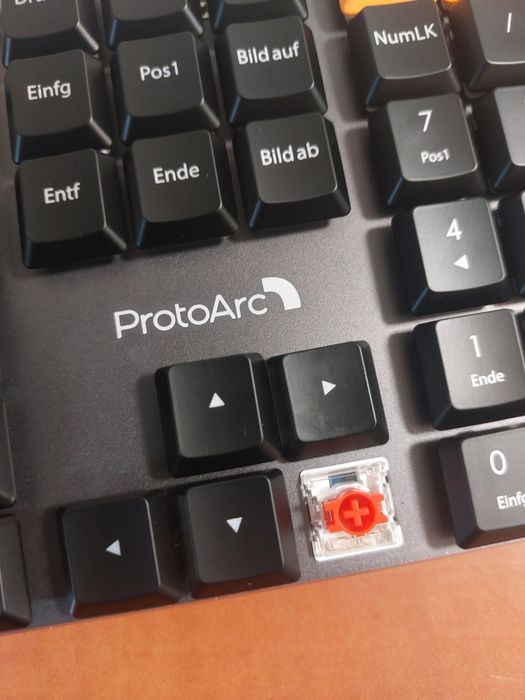 Kit tastatura mecanica si mouse Protoarc KM310 noi,bluetooth,fir,usb.