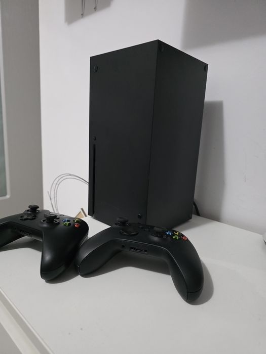 Xbox series x+ 2 manete