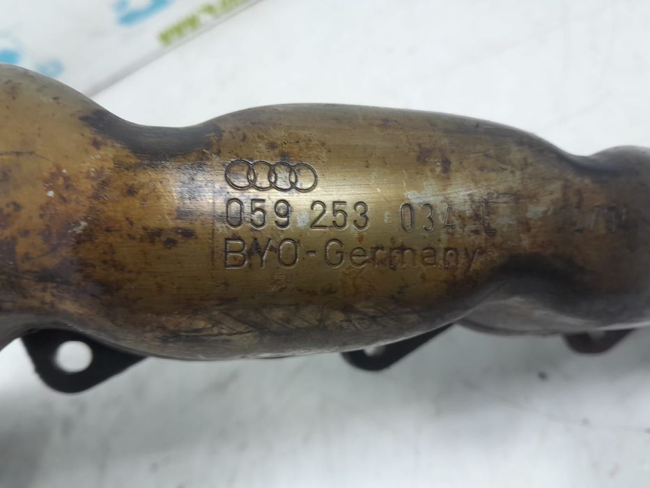 Galerie de evacuare dreapta 2.7 tdi CGKA CAMA 059253034l Audi A5 8T