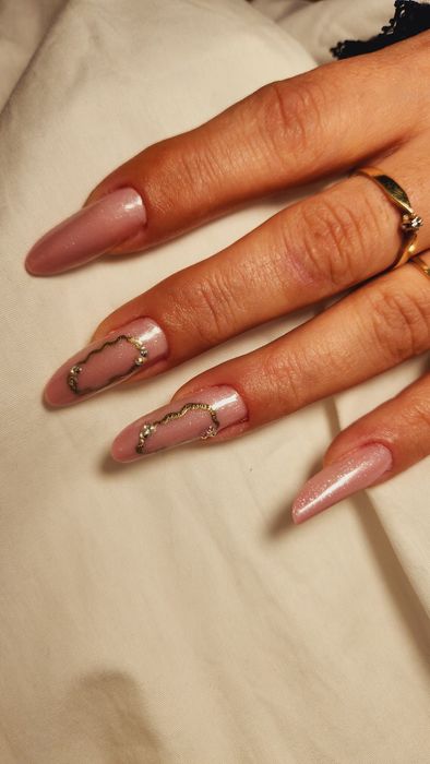 Unghii cu gel manichiură