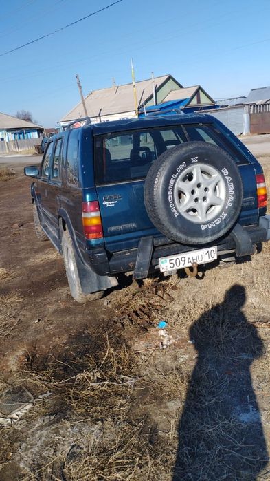 Продам Опель фронтера дизель 2.3