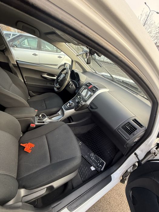 Dezmembrez Toyota Auris e15 2011 Hybrid CVT 2ZR-FXE