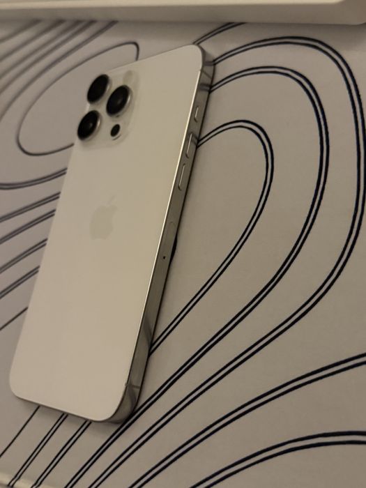 IPhone 16 pro max 512 sim 2 акум 94%