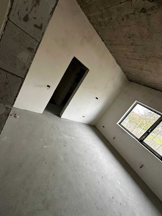 Casa Poiana cu teren 740 mp