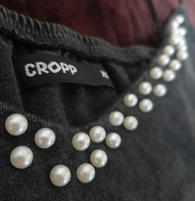 Top din bumbac cu perle