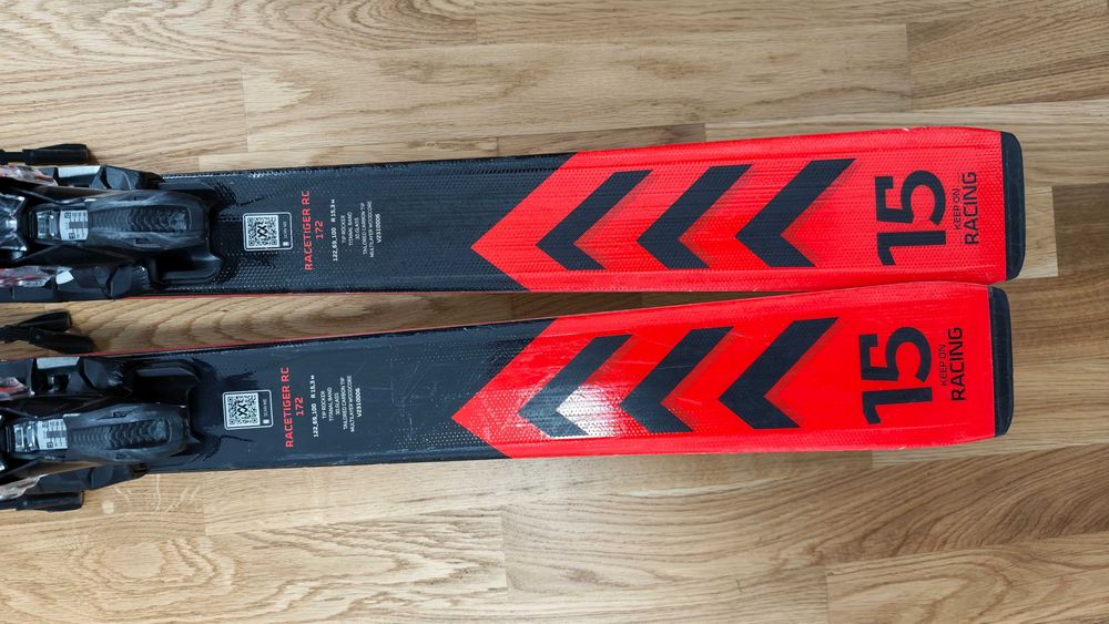 Ski Volkl Racetiger RC Black cu legaturi Marker VMotion 12 GW