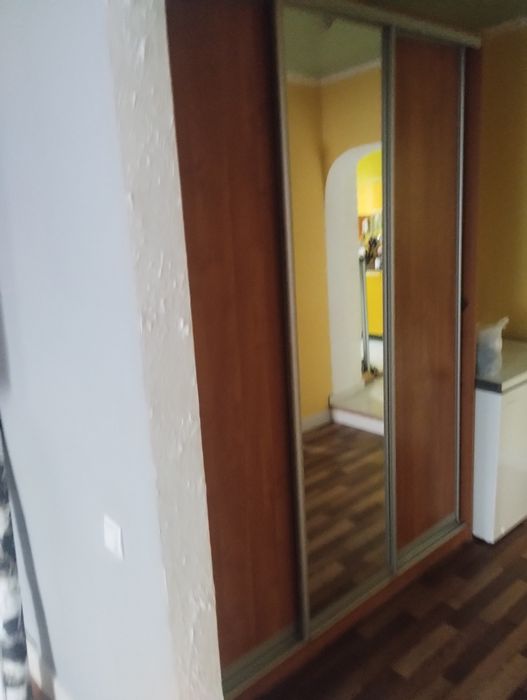 Продам шкаф купе б,у