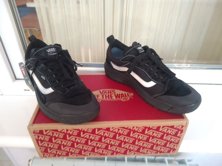 Vans(США) утеплённые кроссовки
