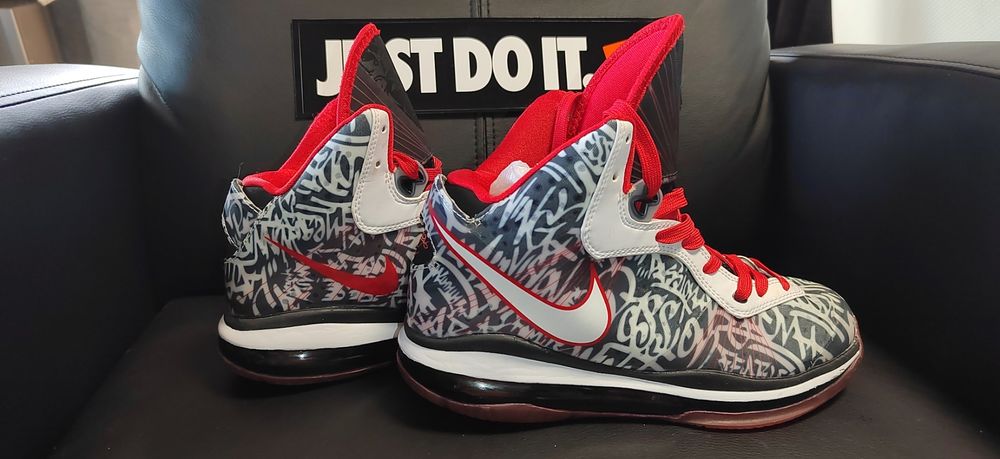Nike Lebron VIII Graffiti, номер 38,5