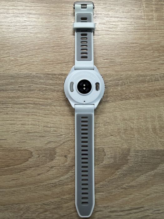 Продам Garmin Forerunner 965