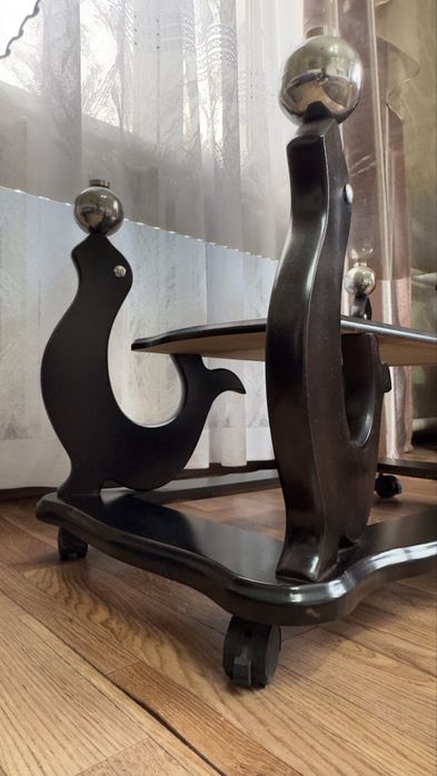 Продам журнальный столик