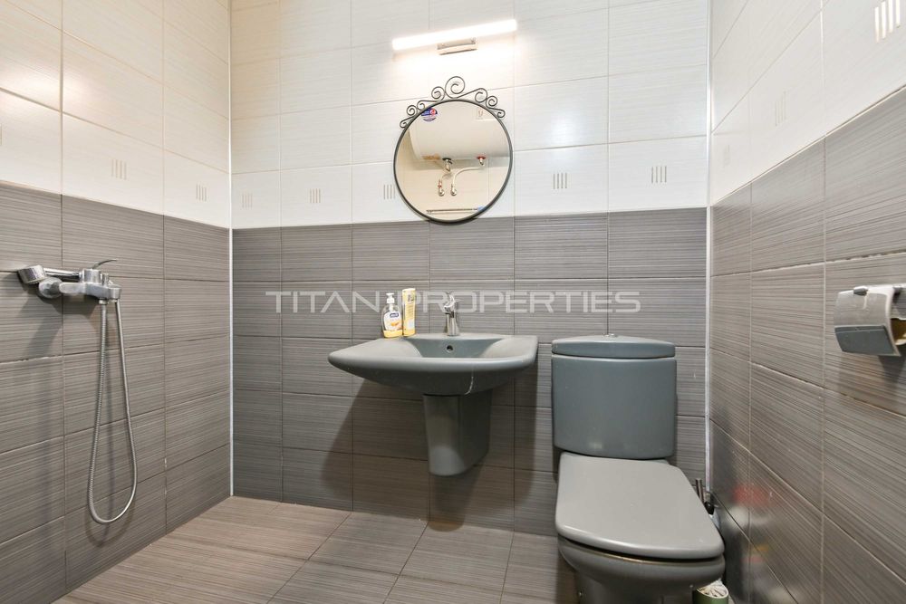 Дава се под наем Тристаен апартамент в София, Борово - 95 кв.м за 750 € - Снимка #9