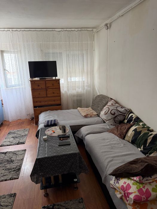 Garsoniera de vânzare 22 mp Artego strada ciocârlau bl 13 Târgu Jiu