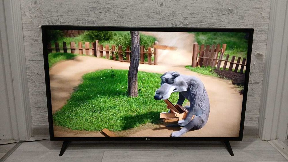 Смарт ТВ LG диагональ 109см БЕЗ ТОРГА!