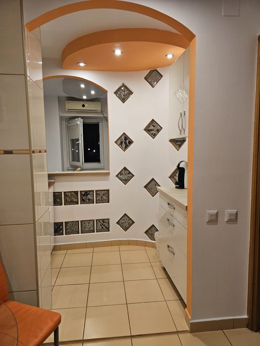 Propietar Închiriez garsoniera vitan loc parcare dristor  unirii alba