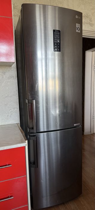 Холодильник LG оригинал