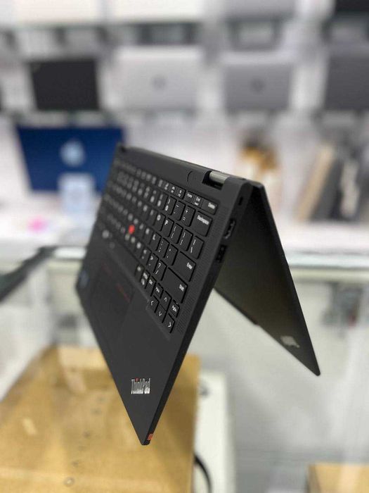 Lenovo ThinkPad X13 Core™ Ultra 7
