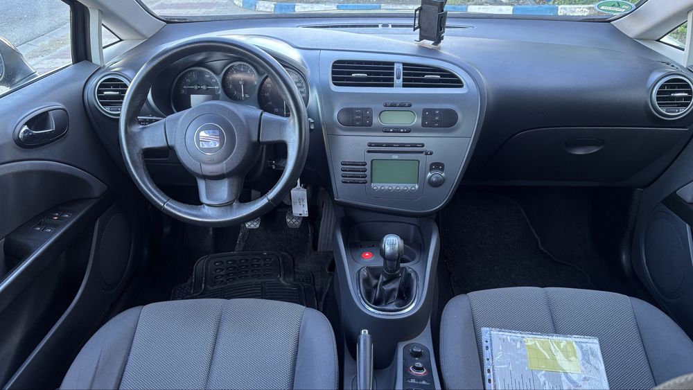 SEAT Leon 2006 — imagine 5