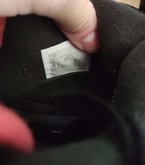 Air Jordan 4 Red Thunder (Оригинални) – 40 номер