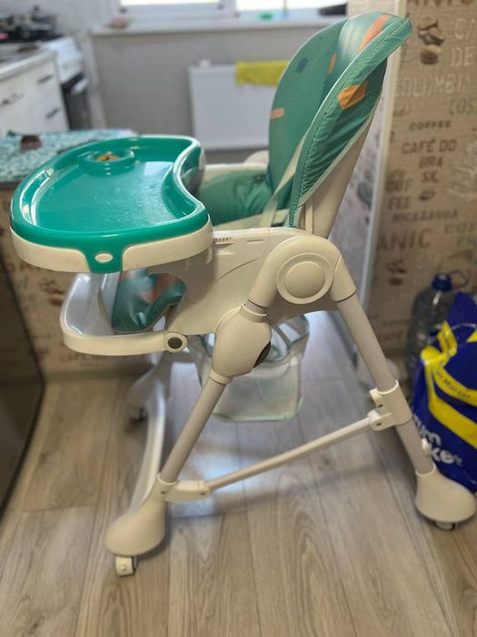 Детский стул для кормления