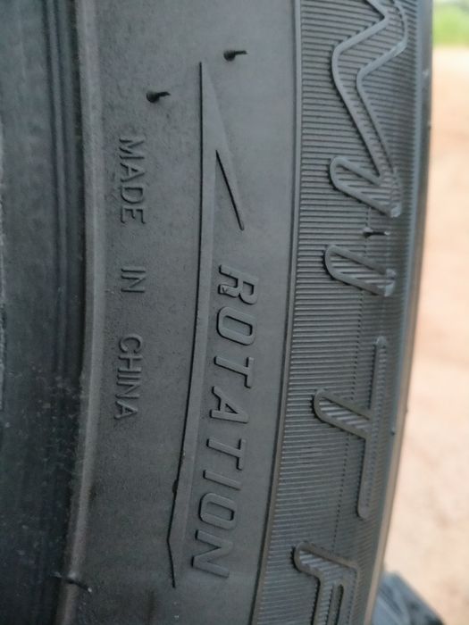 Резина Maxxis R-18