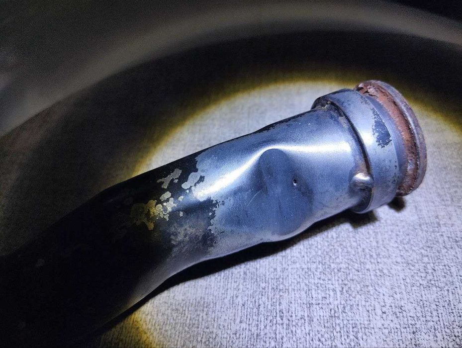 Патрубок системы охлаждения audi