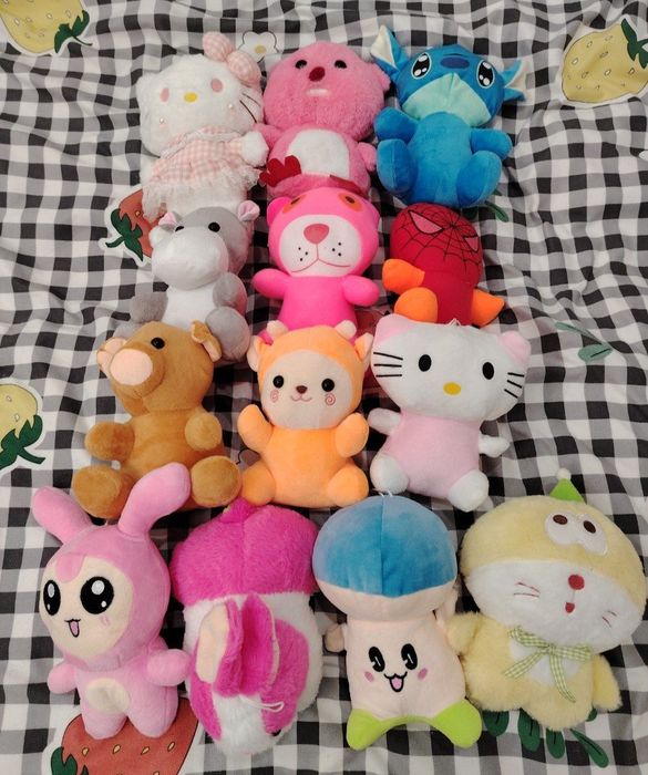 Продам пакет мягких игрушек