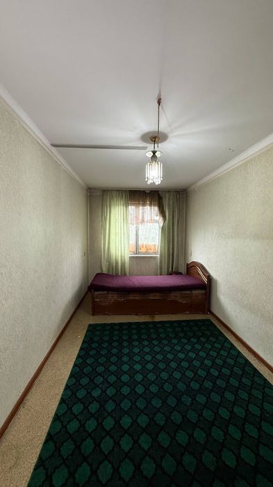 Oybekda 3 xonalik 4 xona qilingan uy / 3-х комнатная переделанная в 4-