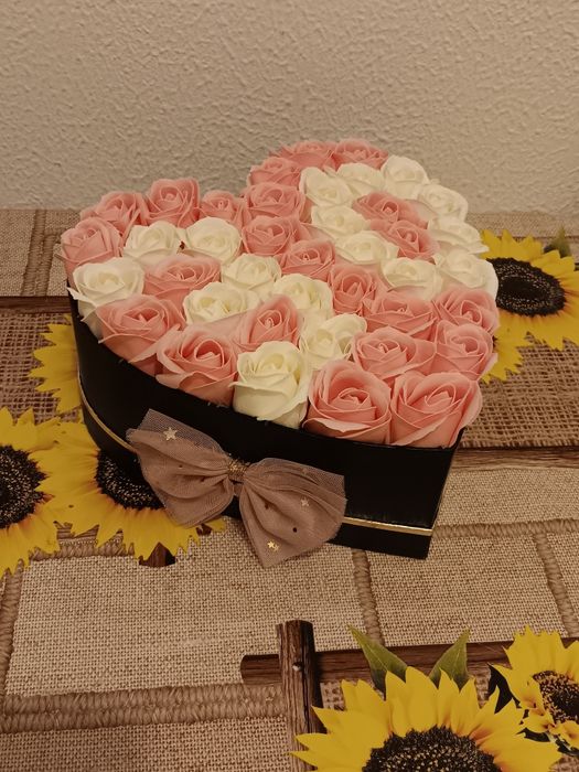 Aranjamente și buchete