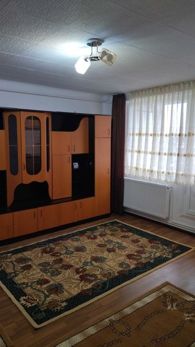 Închiriez garsonieră Str. Motorului Baia Mare