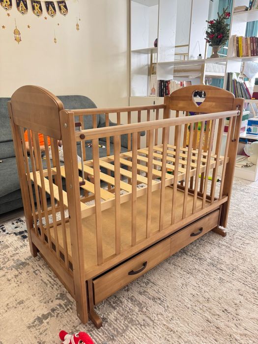 Манеж из натурального дерева