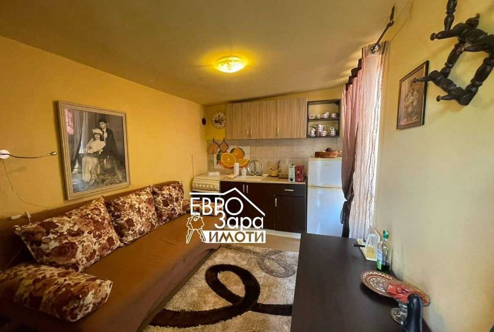 Продава се Къща в с. Лозен, Област Стара Загора - 150 кв.м за 1133 €/кв.м - Снимка #17